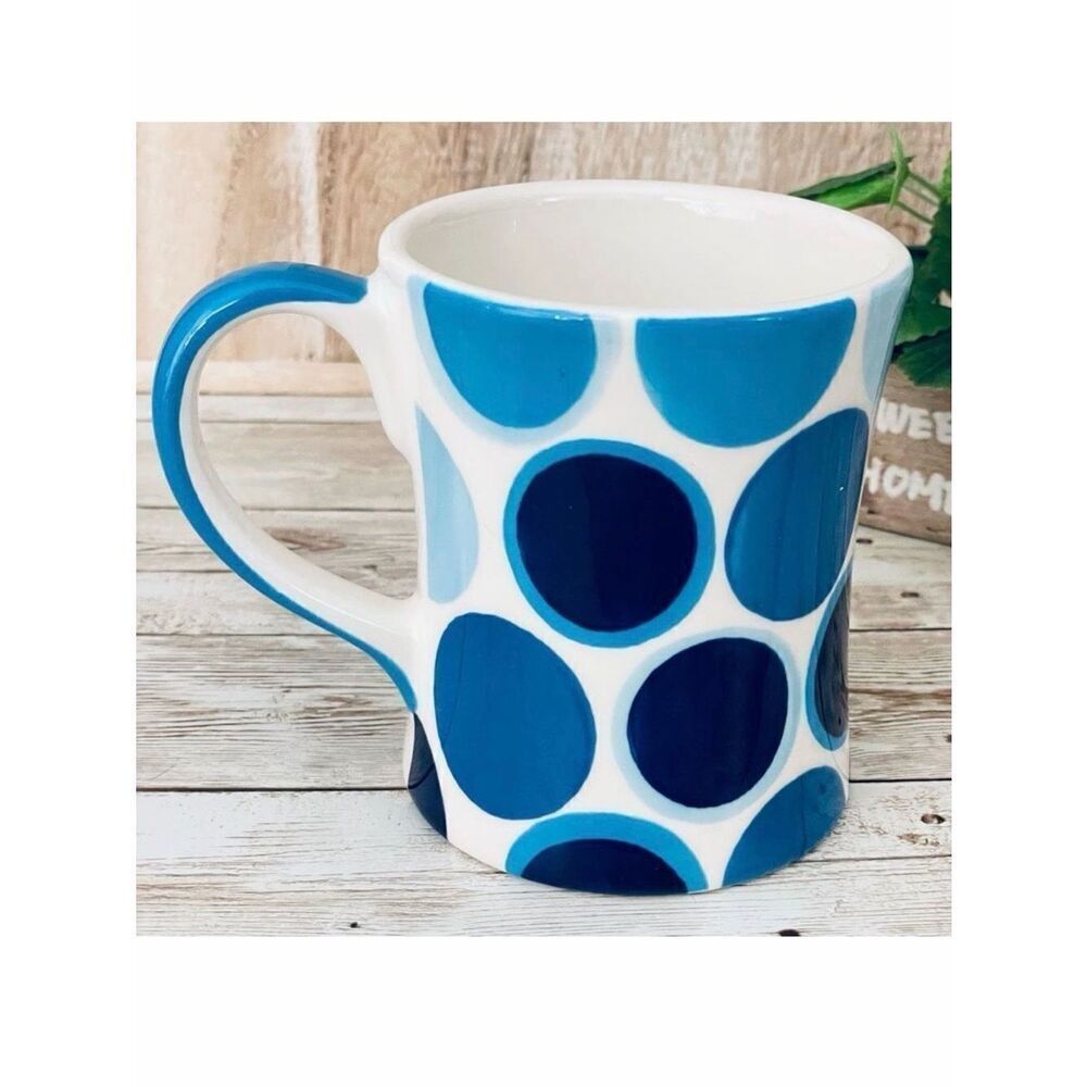 Harry & David Gorgeous White/ Navy Polka Bubbles dots 15oz Porcelain Coffee Mug